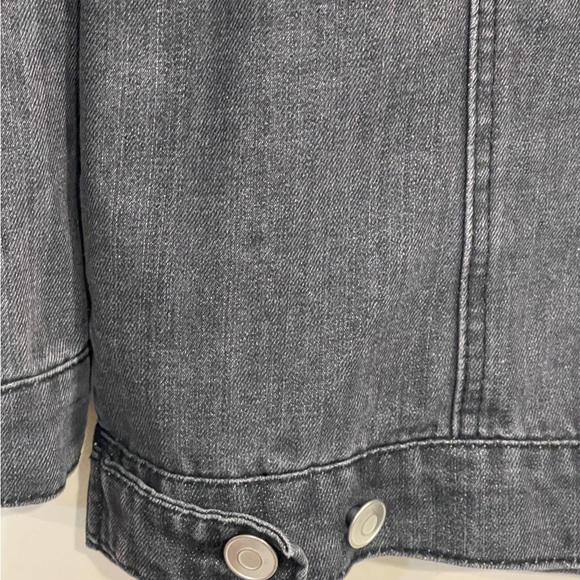 Vintage and Casual Forever 21 Black Denim Jacket - Picture 9 of 9